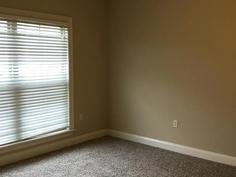 Master bedroom 1 (left side)