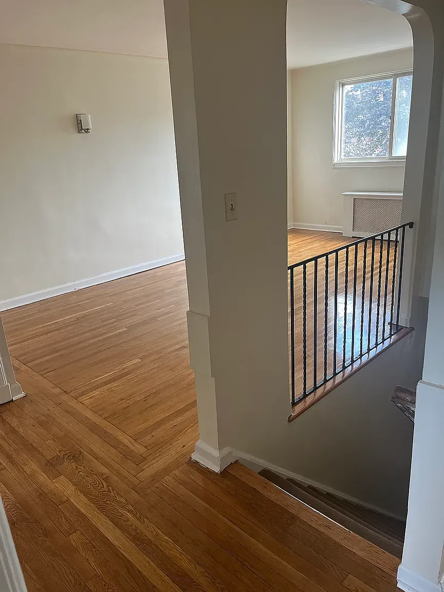 79 Dongan Avenue — Photo 2