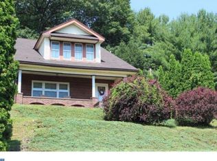320 N 5th St, Minersville, PA 17954