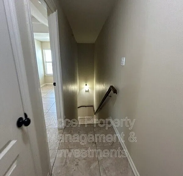 2603 E Eisenhower Ave #2 — Photo 11