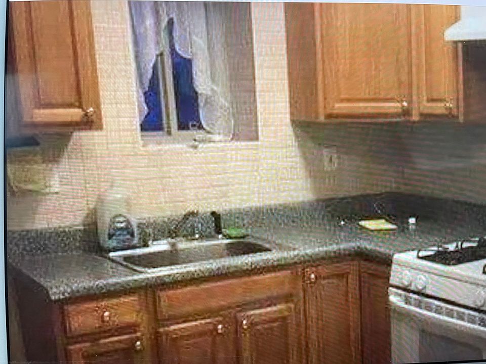 1st image of 128 Woehrle Ave