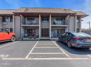 330 Shore Dr APT F-13, Highlands, NJ 07732