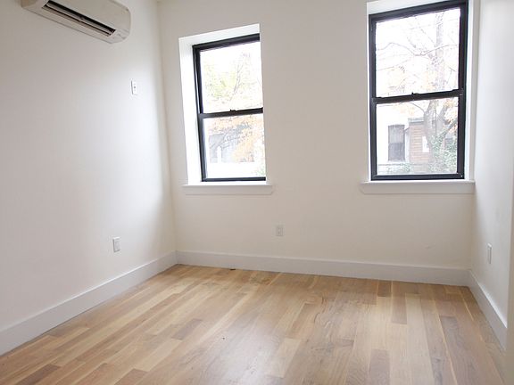 3rd image of 396 Cornelia St #1REAR