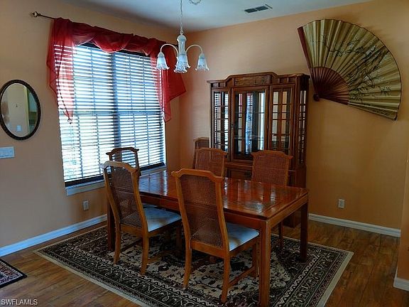 4th image of 4132 Olde Meadowbrook Ln