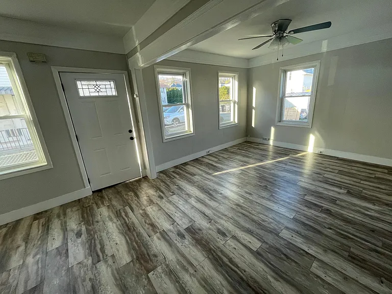 60 Pocasset St #1 — Photo 6
