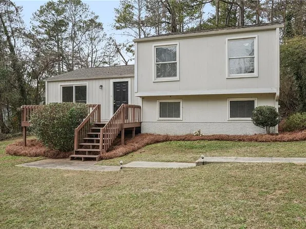3531 Tewksbury Dr, Snellville, GA 30039