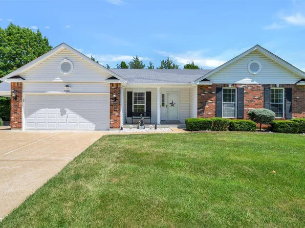 7916 Clover Lake Loop, Cedar Hill, MO 63016