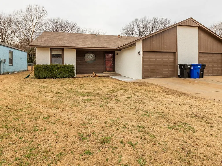 4902 S Gum Ave — Photo 44