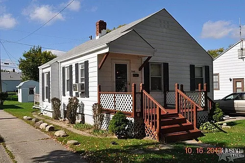 2502 Carlton Ct Photo 1