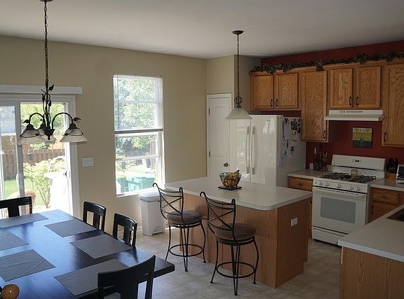 4th image of 25047 W Edison Ln
