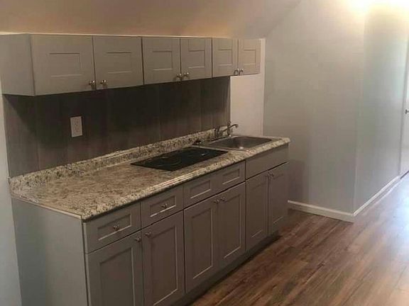 5th image of 246 Elm St #3
