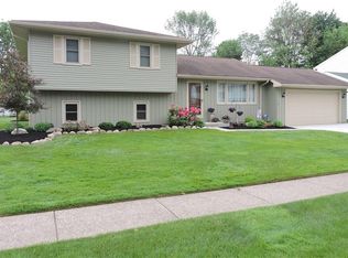 2433 Peppertree Ln, Erie, PA 16510