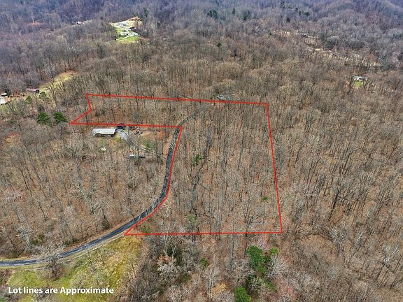 4th image of 1419 Collier Loop