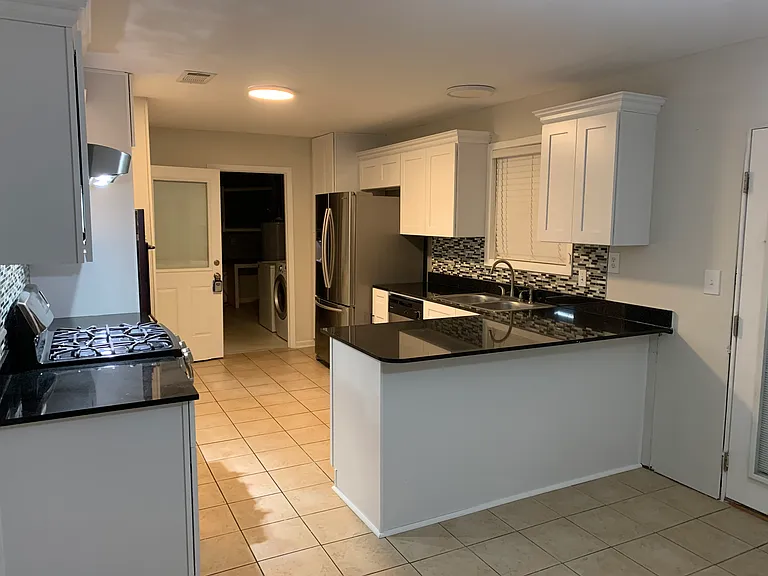 603 Prevost Dr — Photo 5