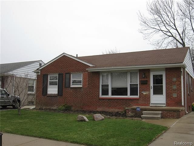 1st image of 1753 Winchester Ave