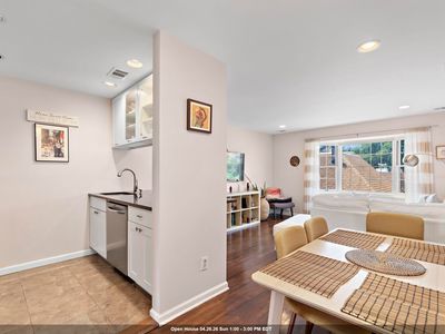 456 9th St APT 34, Hoboken, NJ, 07030