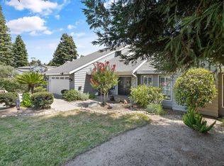 2415 E Vassar Dr, Visalia, CA