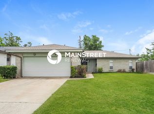 8220 NW 31st Ter, Bethany, OK 73008