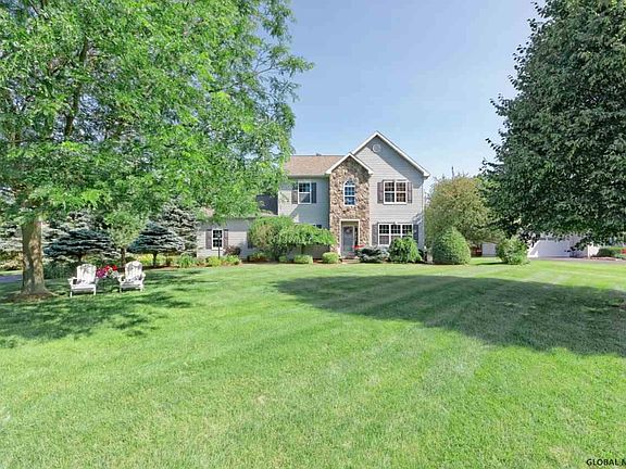 2nd image of 13 Swan Dr