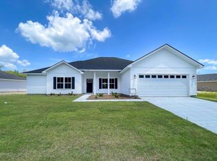 3 Franklin Tree Dr NE, Ludowici, GA 31316
