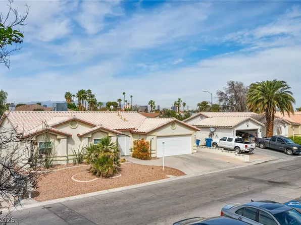 5222 Mandalay Springs Dr Unit 201, Las Vegas, NV 89120