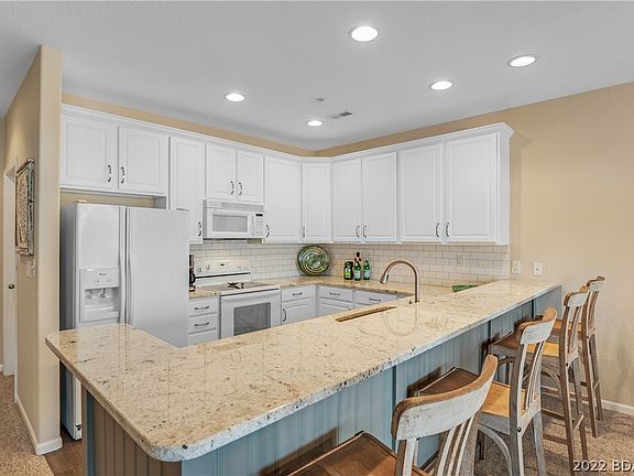 5th image of 5450 Christopher Ln #441