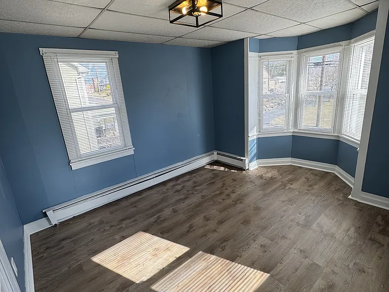 120 S State St — Photo 11
