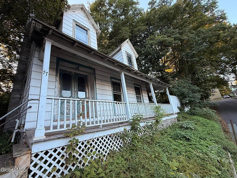 2nd image of 77 Mohawk Street
