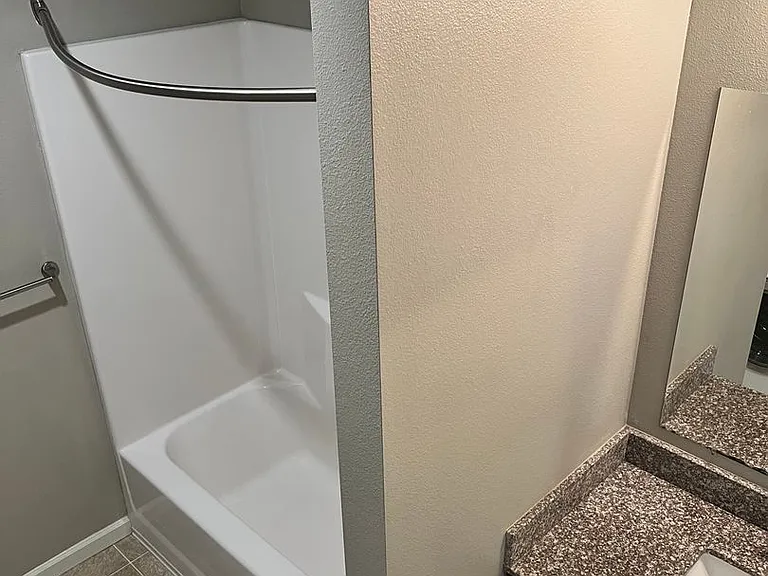 Encore Apartments — Photo 8