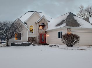 1877 Lakeview Dr, Portage, MI 49002