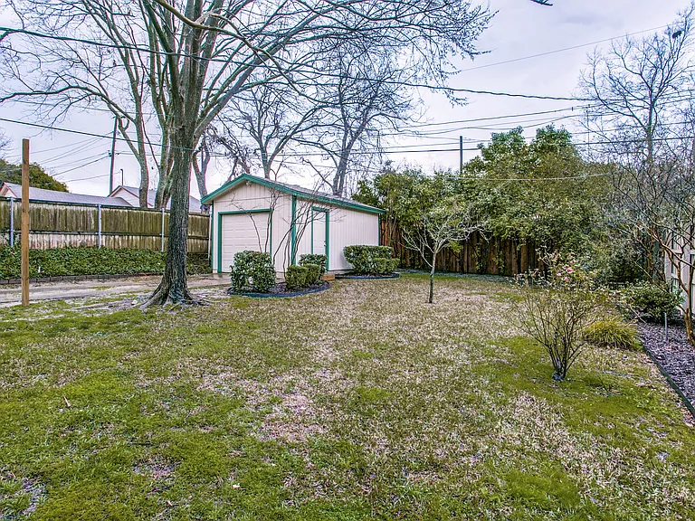 715 Newell Ave — Photo 11