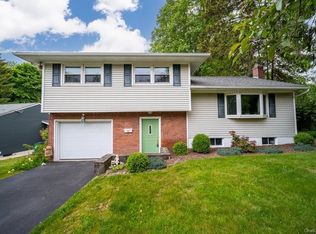 51 Phillips St, Beacon, NY 12508