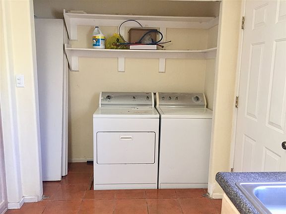 3rd image of 250 E Adobe St
