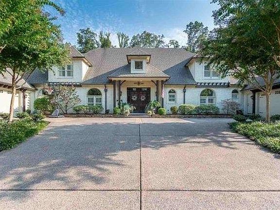 3rd image of 9047 Freeman Oaks Cv