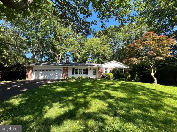 1020 Saint Charles Dr, Annapolis, MD 21409