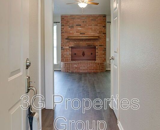 4th image of 215 Linda St