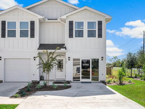 1739 Jakes Dr, Panama City, FL 32405