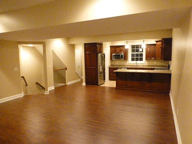 211 Roman Dr photo 1