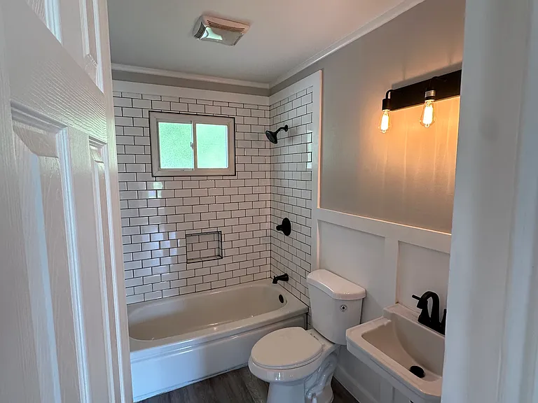 1322 E Walnut Grove Dr — Photo 12