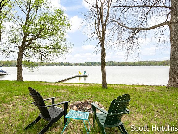 2nd image of 16103 Pretty Lake Dr