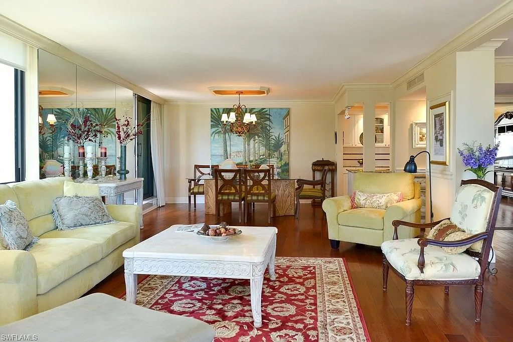 2 bed, 2.5 bath, 1646 sqft, $13,000 — Photo 4