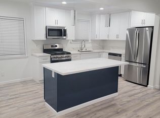 3210 W 111th St, Inglewood, CA 90303