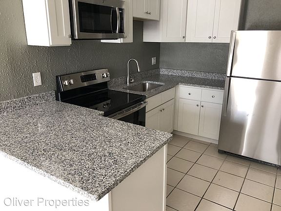 5th image of 3029 Lafayette Ave APT 104