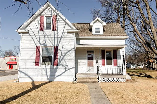 625 W Main St photo 1