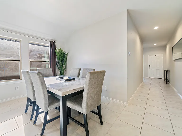 2314 Quiet Ln — Photo 4