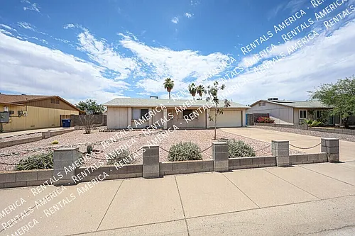 1117 W Auburn Dr Photo 1