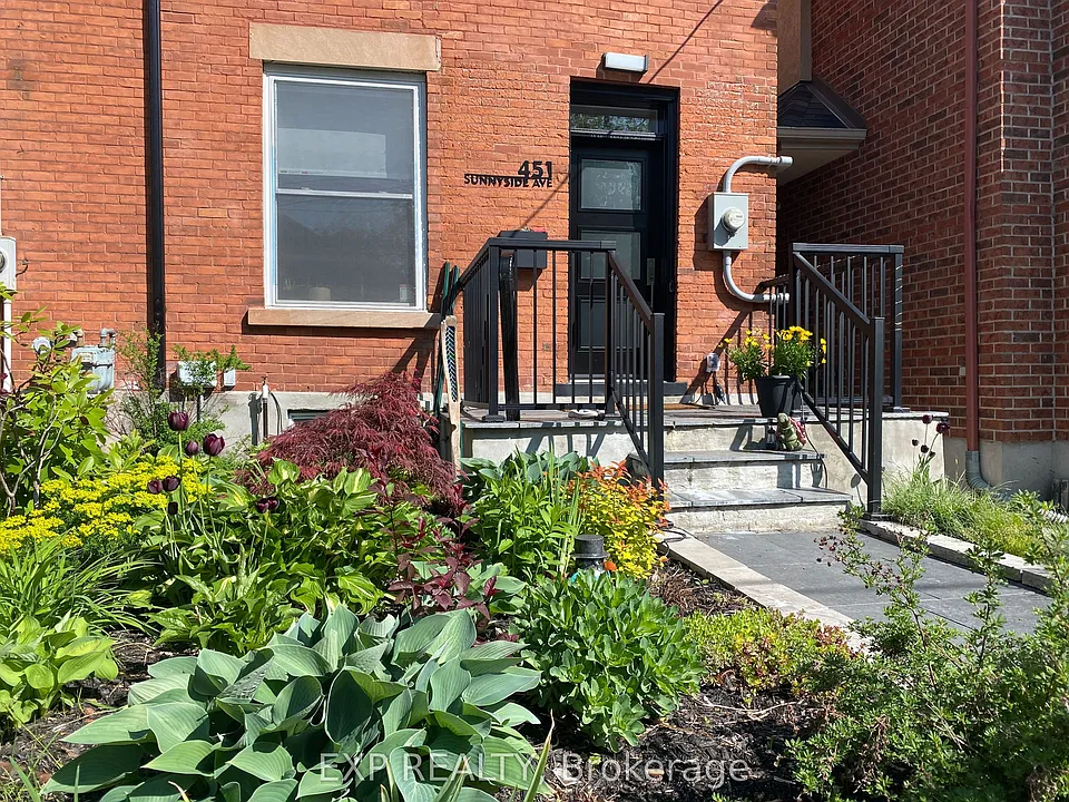 451 Sunnyside Ave