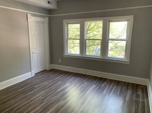 1021 W Wellington Ave APT 2, Chicago, IL 60657