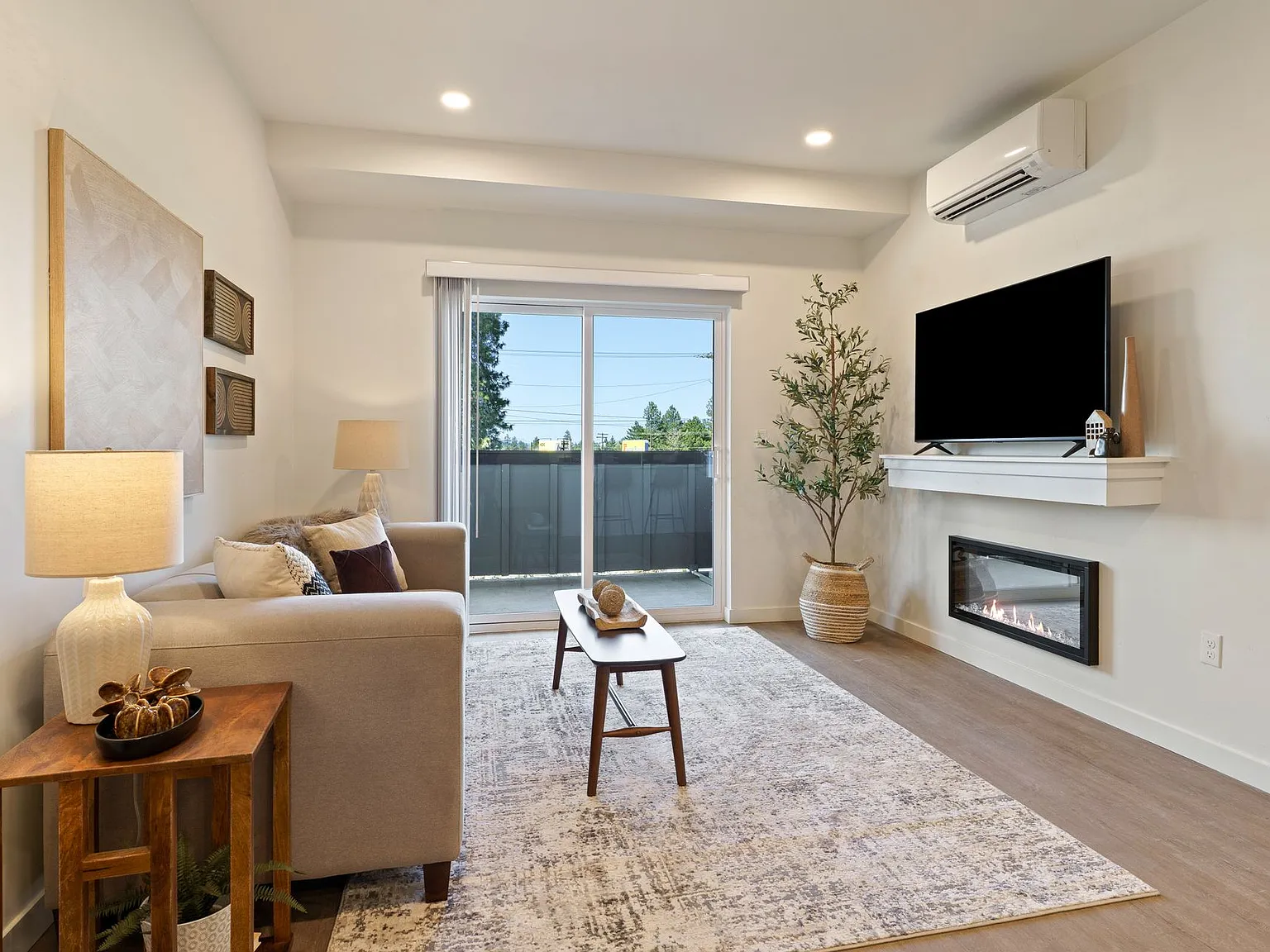 Bridgewater Apartments — Photo 3