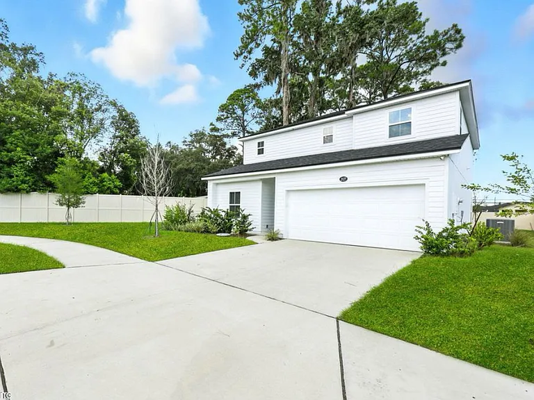 2127 Sweet Pine Ct — Photo 1